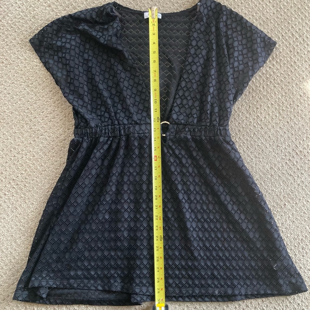J. Valdi, black XL swim coverup, with plunging neckline, in VGUC - Picture 2 of 9